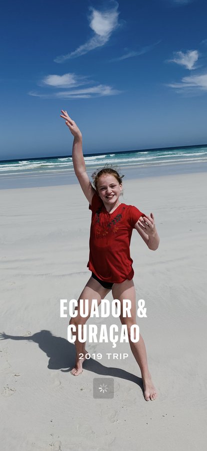 A beach-day smile.